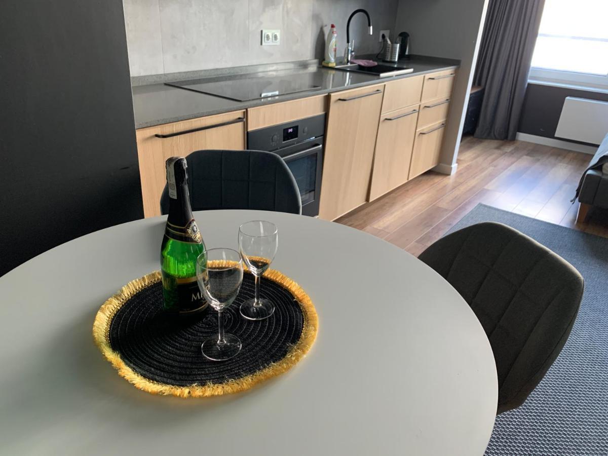 24 Premium Apartment